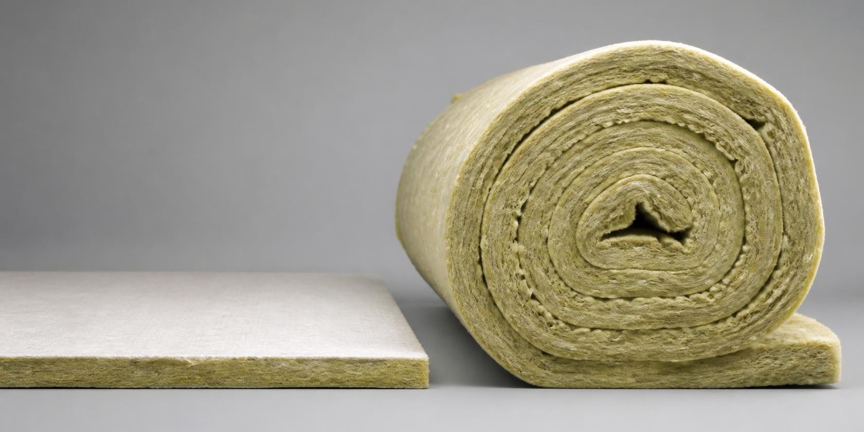 Comparaison d'épaisseur entre isolant mince toiture et laine minérale classique | Artihome